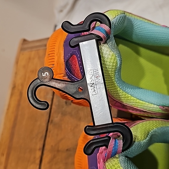 B Danskin Now womens 5 Neon Fashion Sneakers Shoes Pink Purple 80s 90s Vibe NWT - Picture 6 of 11